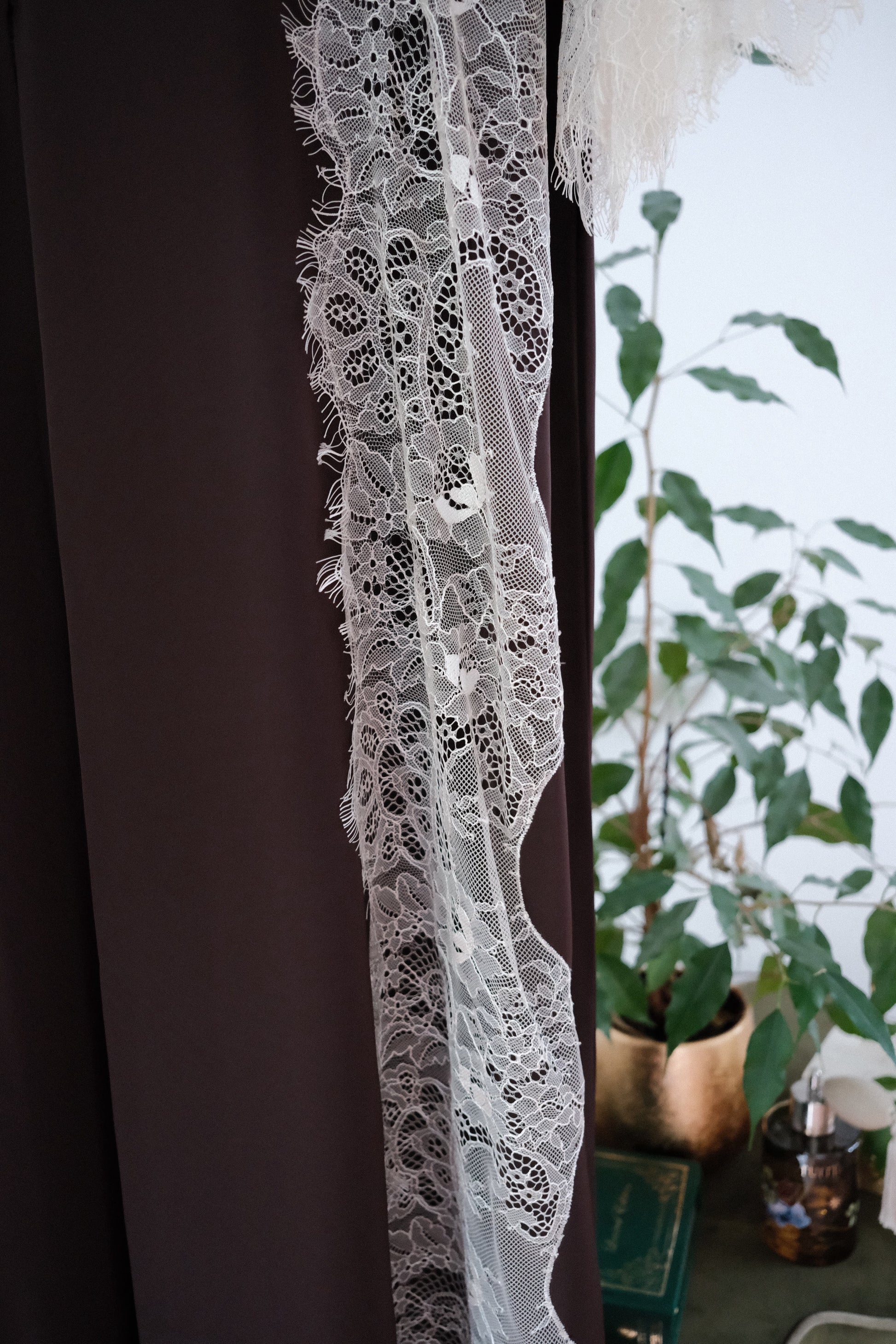Qinwan Abaya