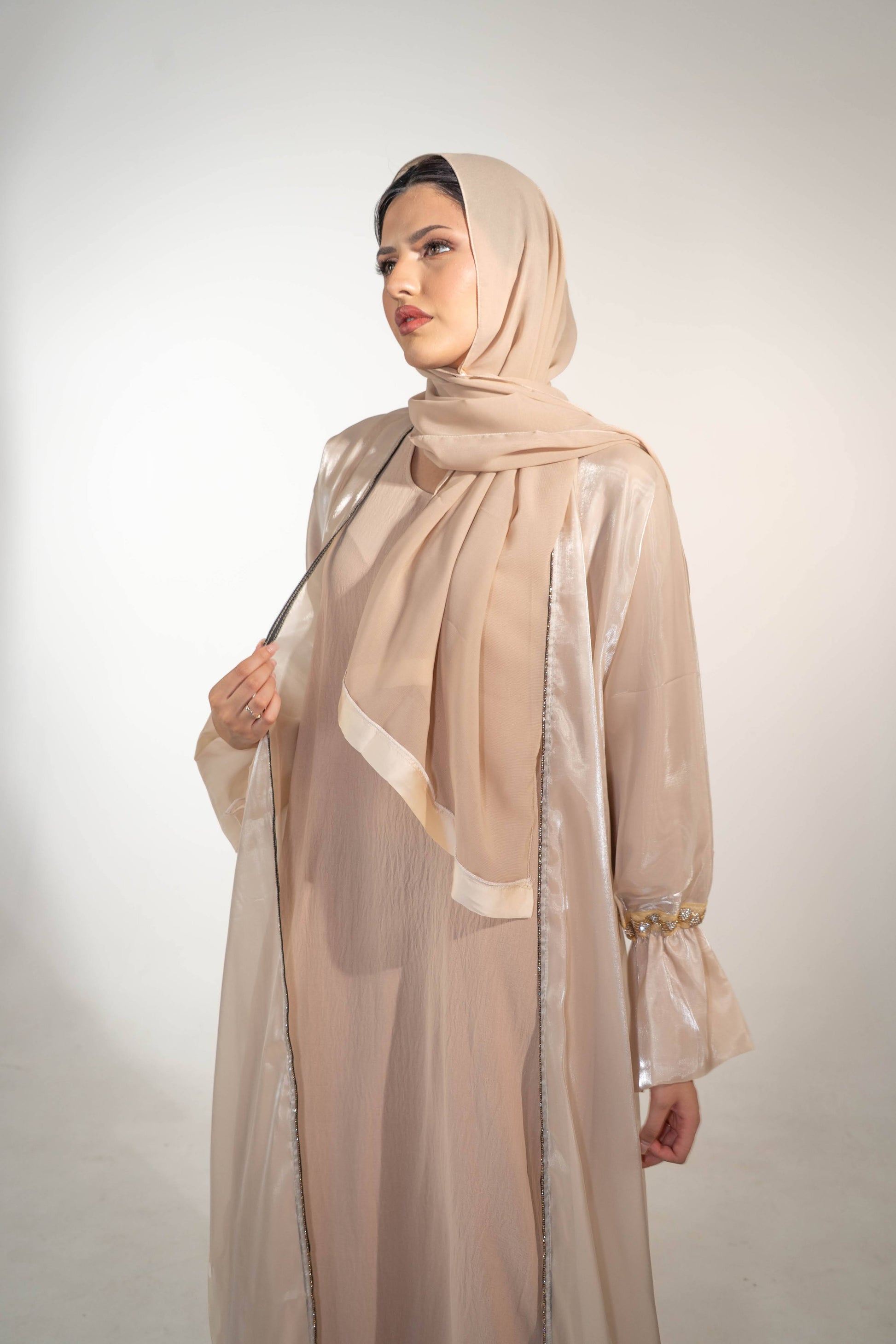 Alia Abaya (Clearance No Return)