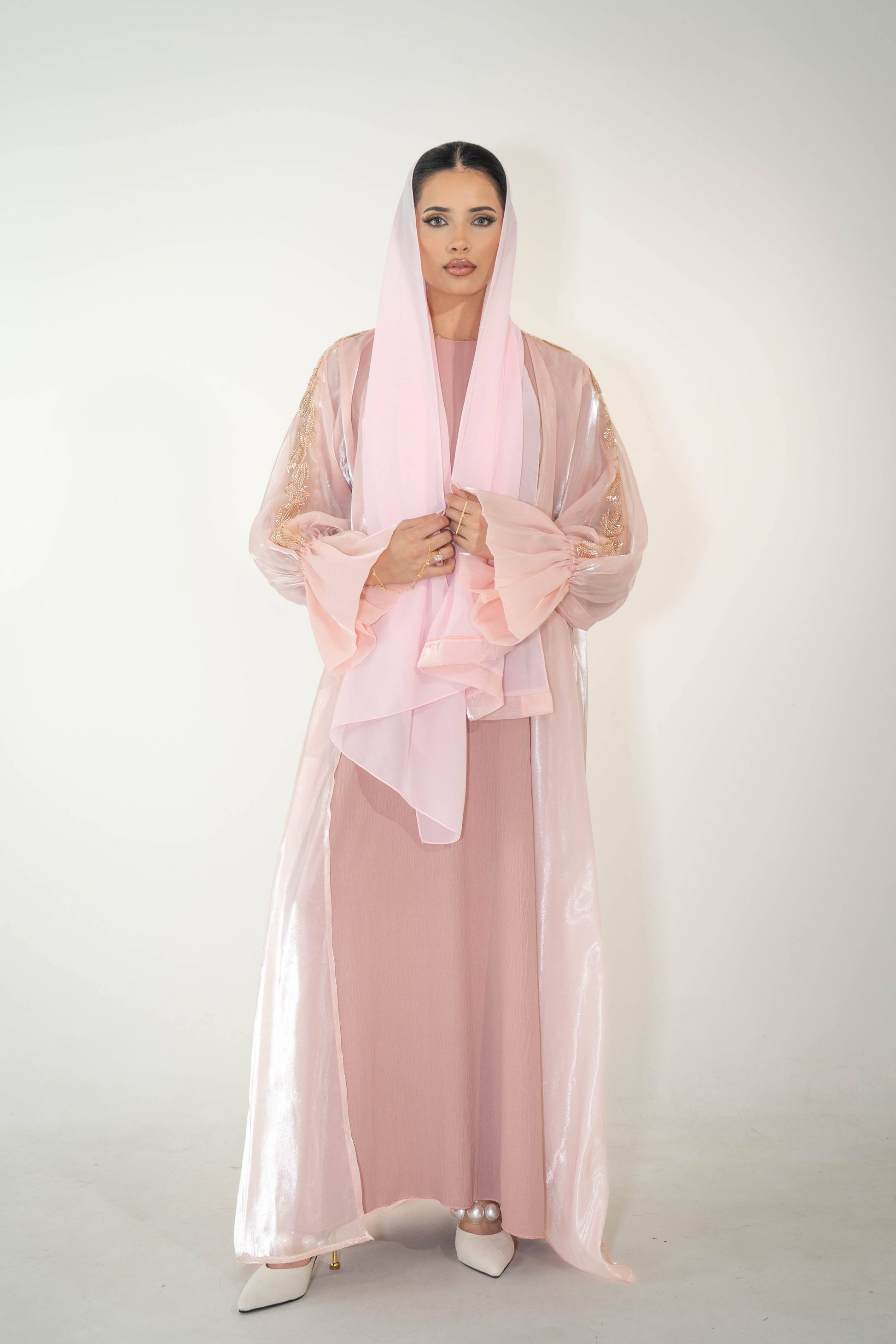 Ela Abaya