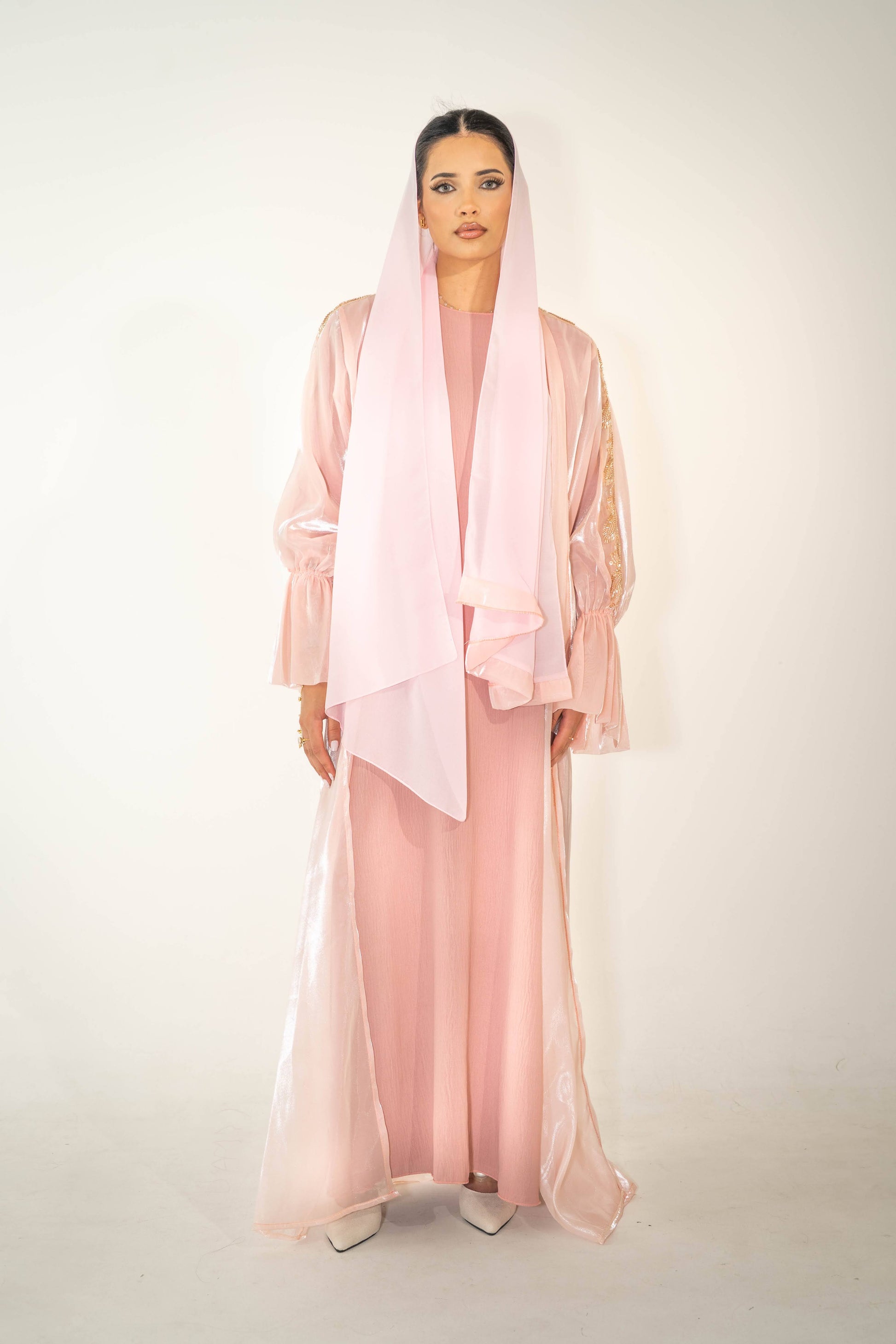 Ela Abaya