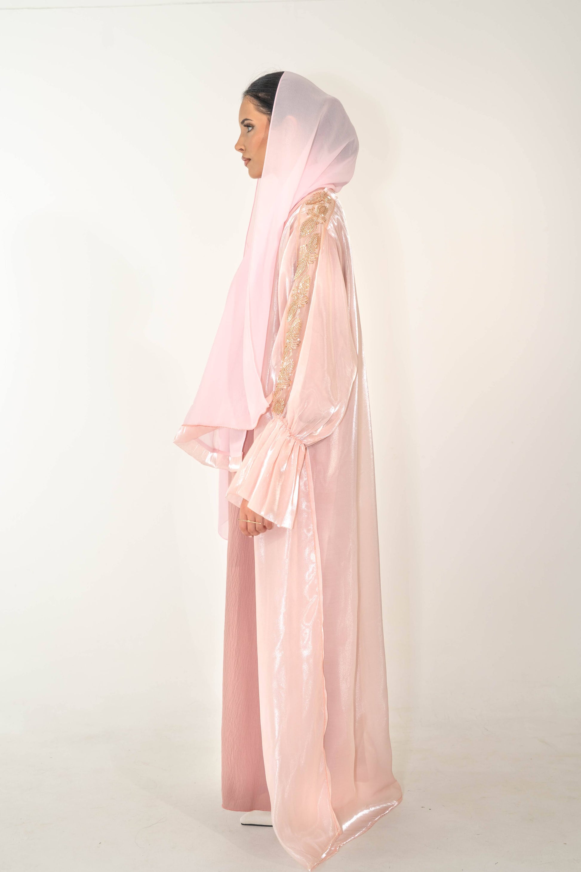 Ela Abaya