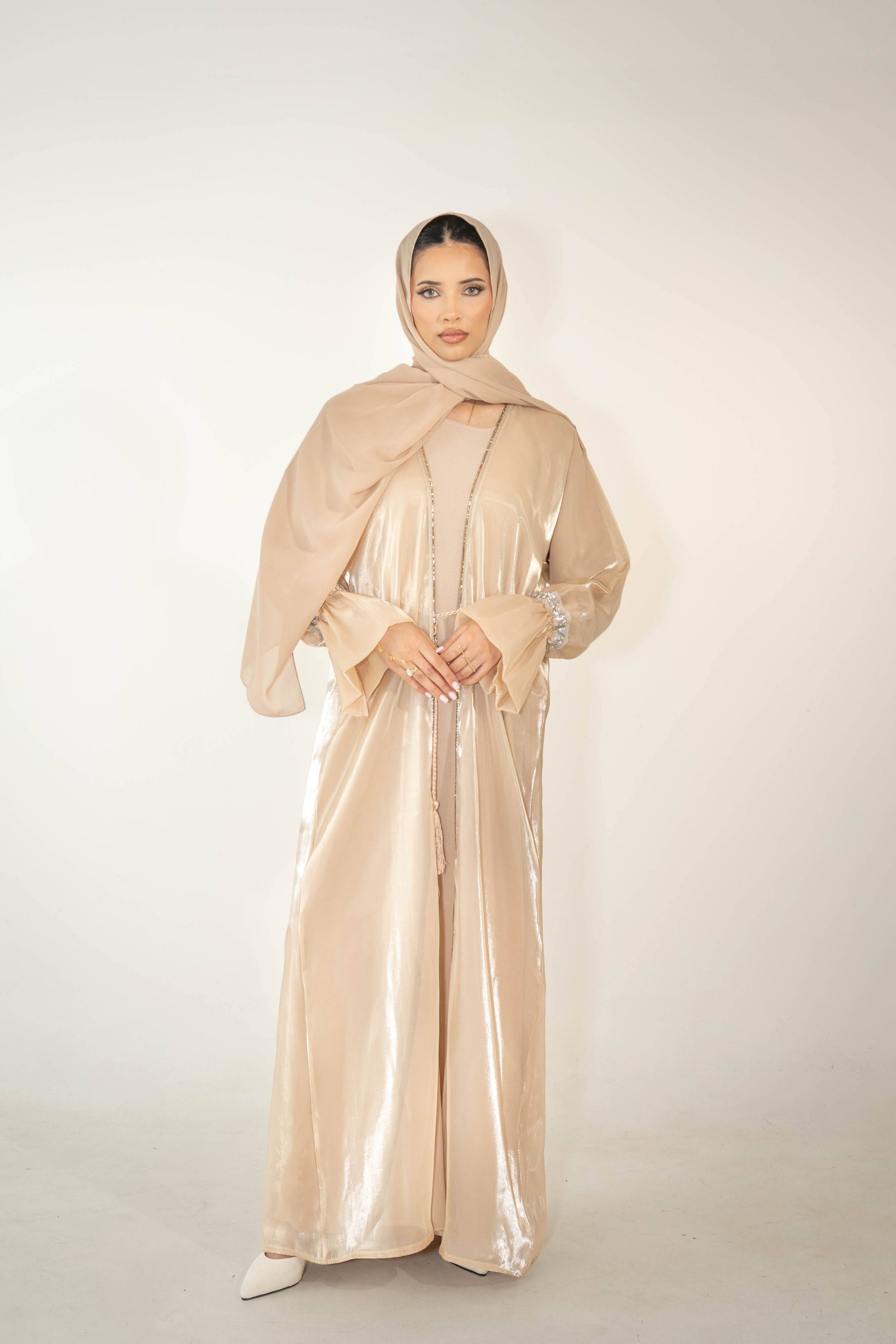Nabiilabee Abaya