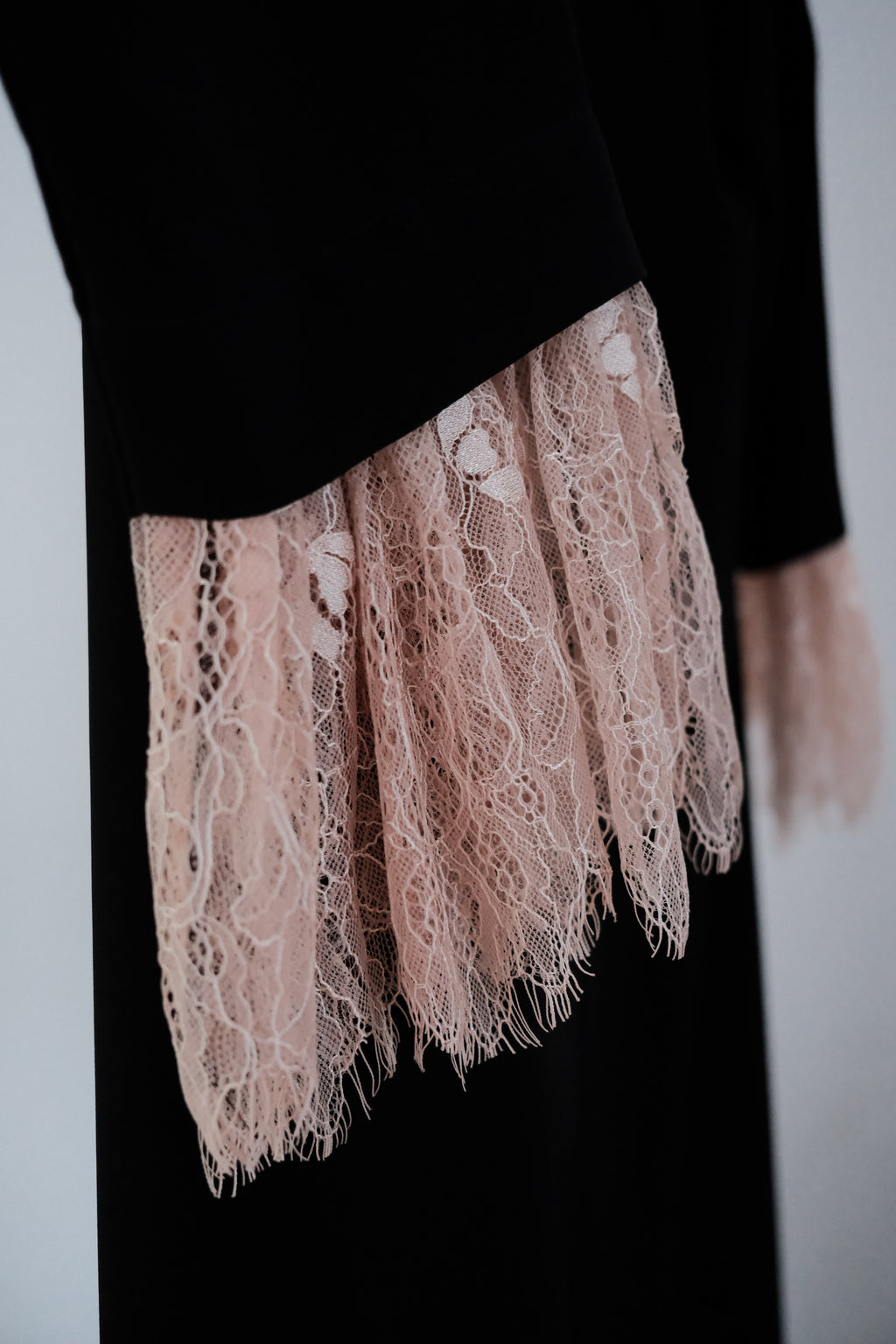 Qahwa Abaya