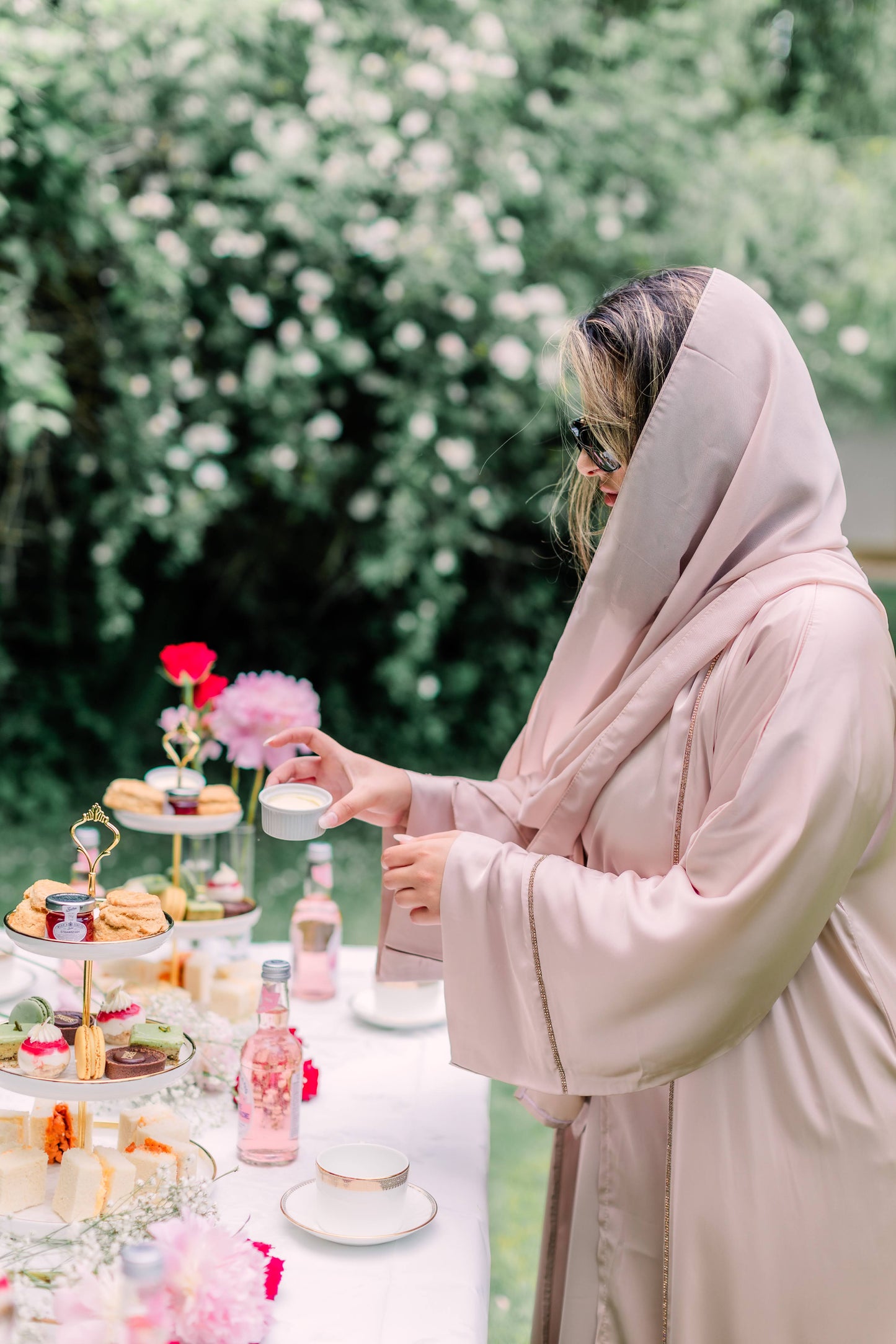 Pink Inner Layered Abaya